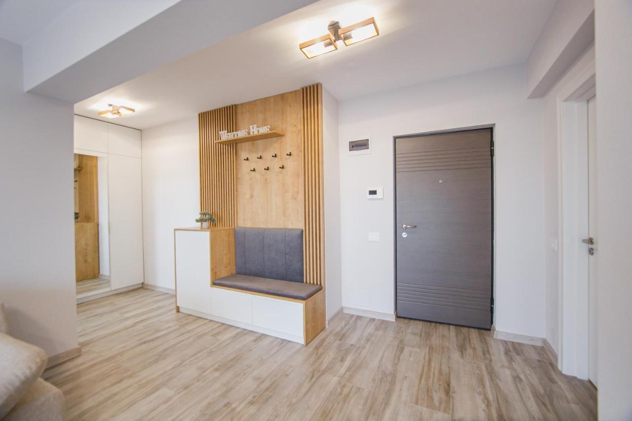 Apartamento Creamy Wood Haven Oradea Exterior foto